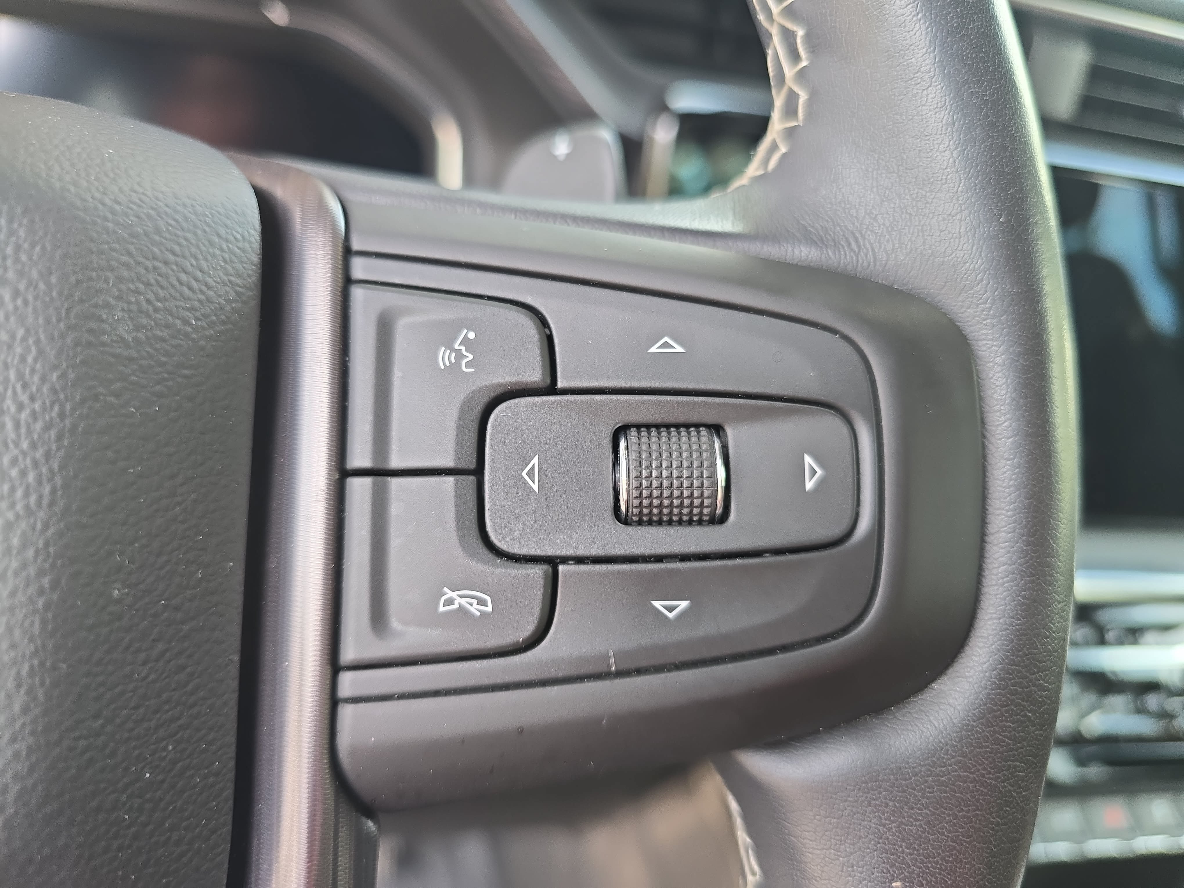 Used 2024 GMC Sierra 1500 Denali Ultimate AWD/4WD image 17