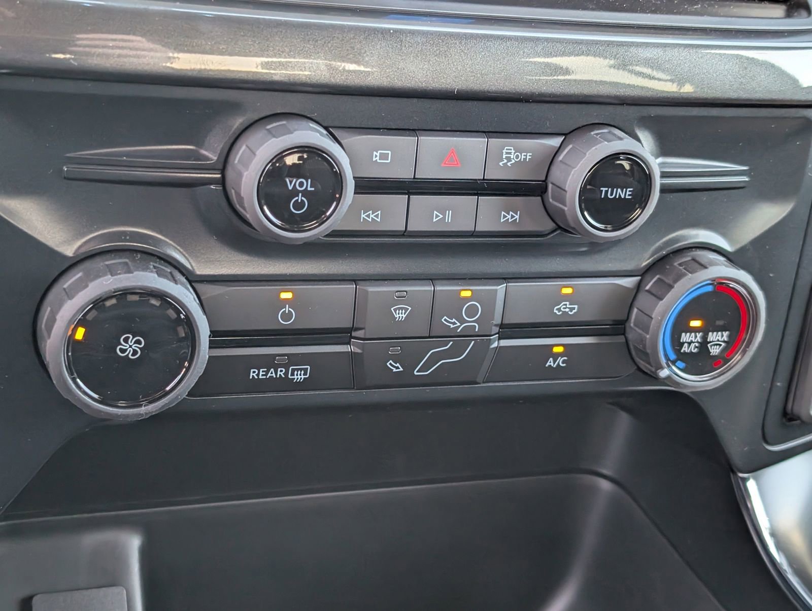 Used 2025 Ford F150 STX w/ Equipment Group 200A image 16