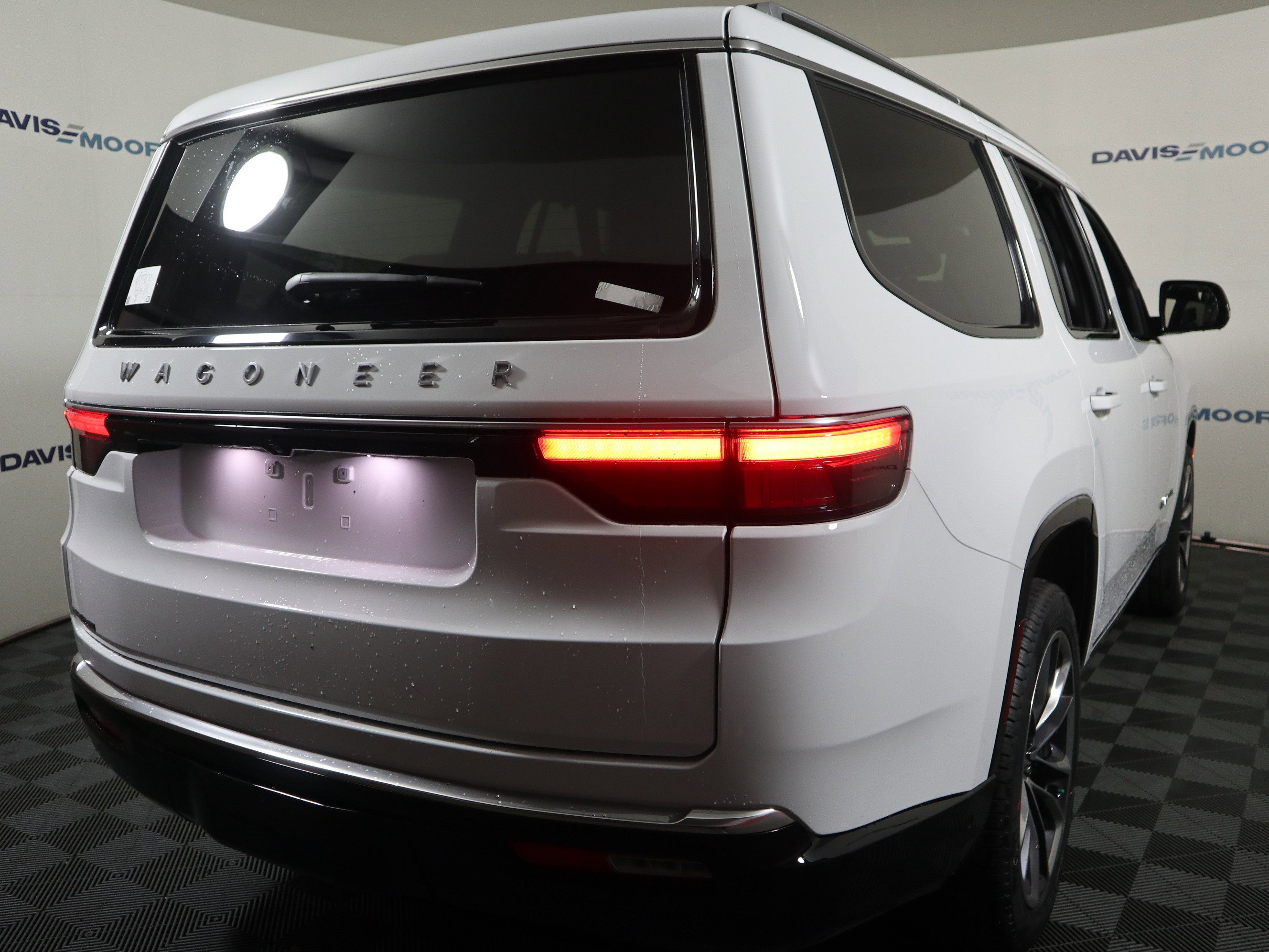 New 2025 Jeep Wagoneer Series III image 6