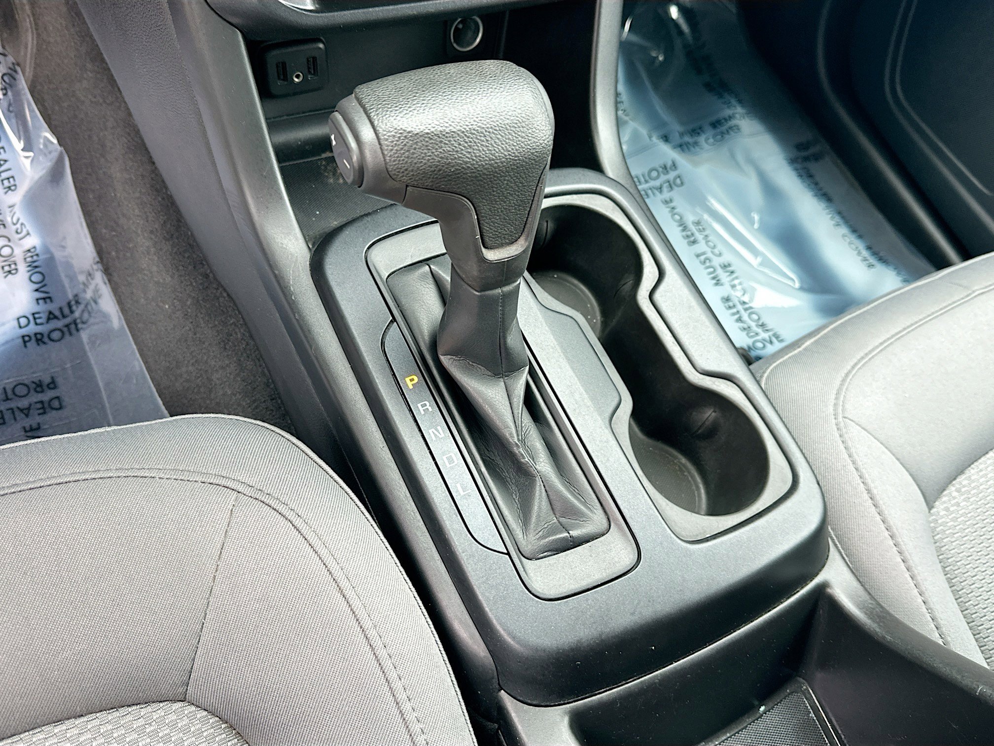 Used 2020 Chevrolet Colorado W/T w/ Custom Special Edition image 16