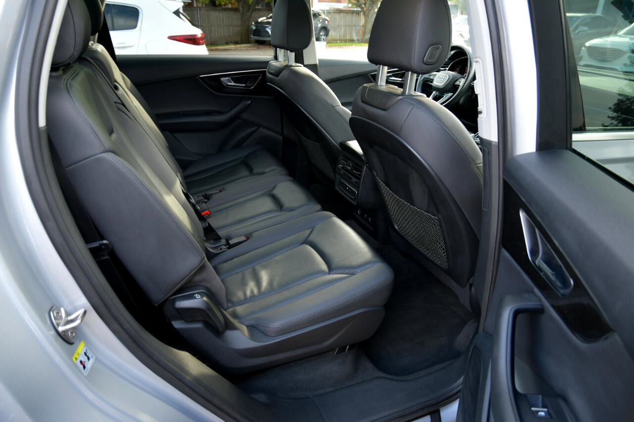 Used 2021 Audi Q7 3.0T Premium Plus image 31