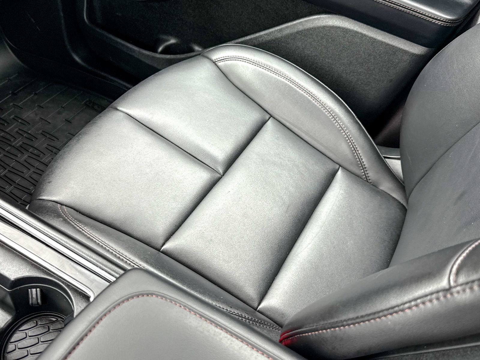 Used 2022 Lincoln Aviator AWD w/ Premium Package image 36