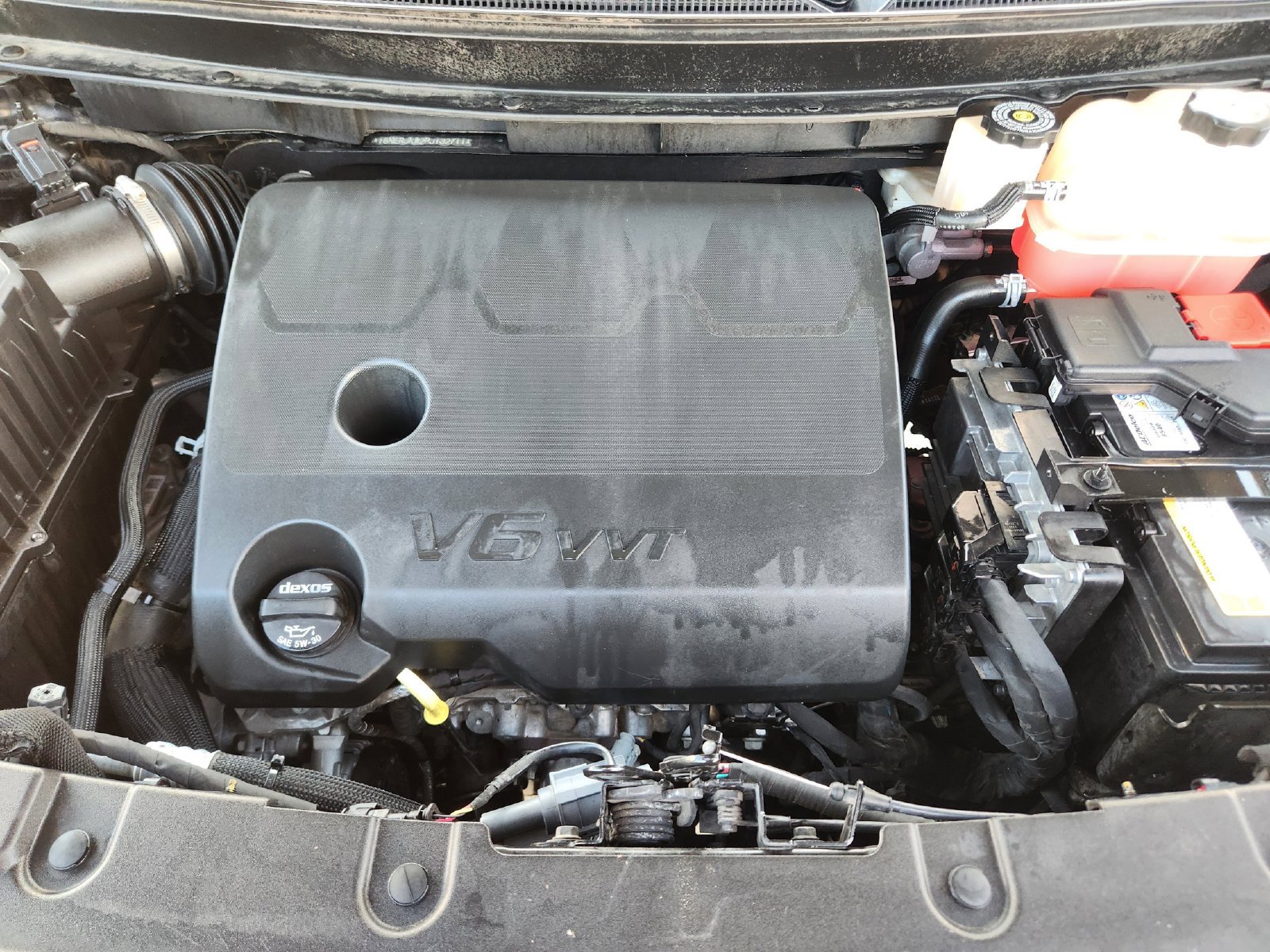 Used 2023 Chevrolet Traverse RS FWD image 35