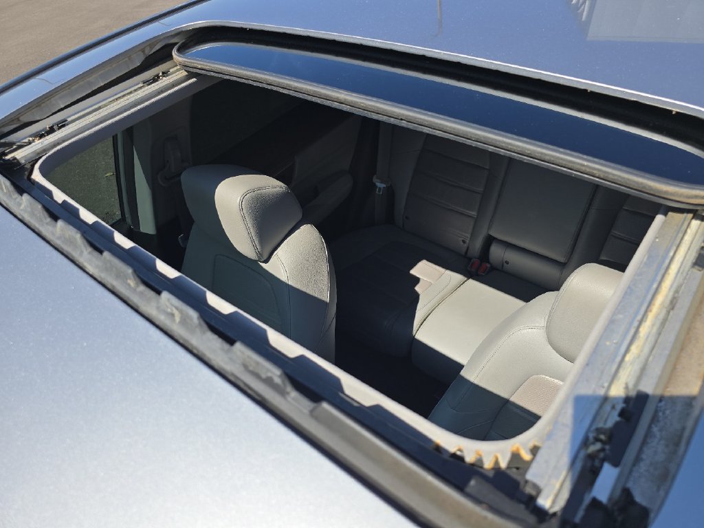 Used 2022 Honda CR-V EX-L image 3