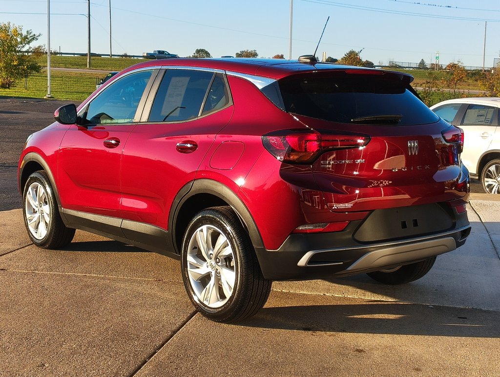 Used 2025 Buick Encore GX Preferred AWD/4WD image 29
