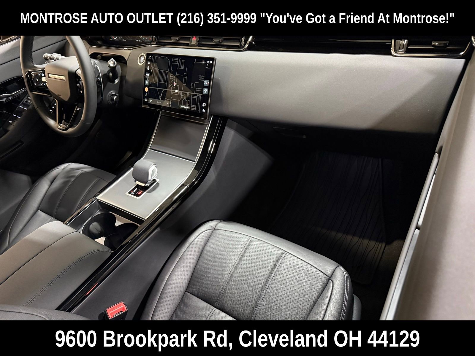 New 2026 Land Rover Range Rover Evoque Dynamic SE image 16