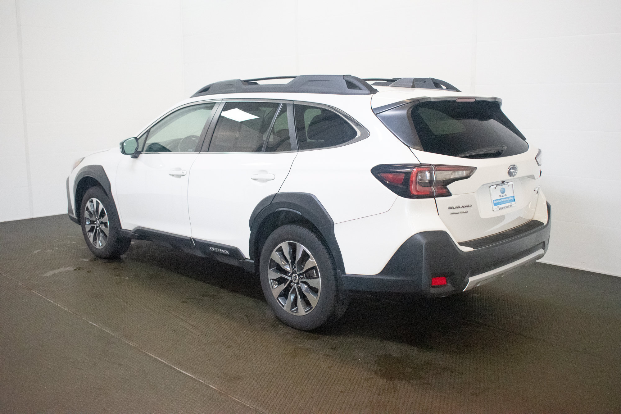 Used 2024 Subaru Outback Limited XT w/ Popular Package #2 AWD/4WD image 6