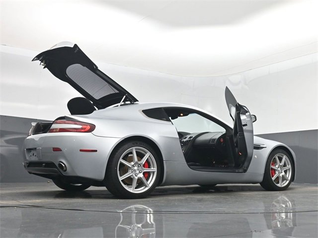 Used 2007 Aston Martin V8 Vantage Coupe image 51