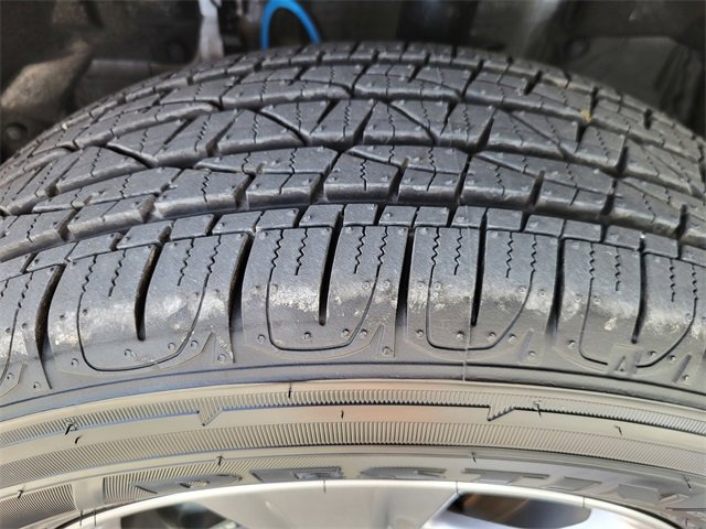 Used 2025 Toyota RAV4 XLE image 9