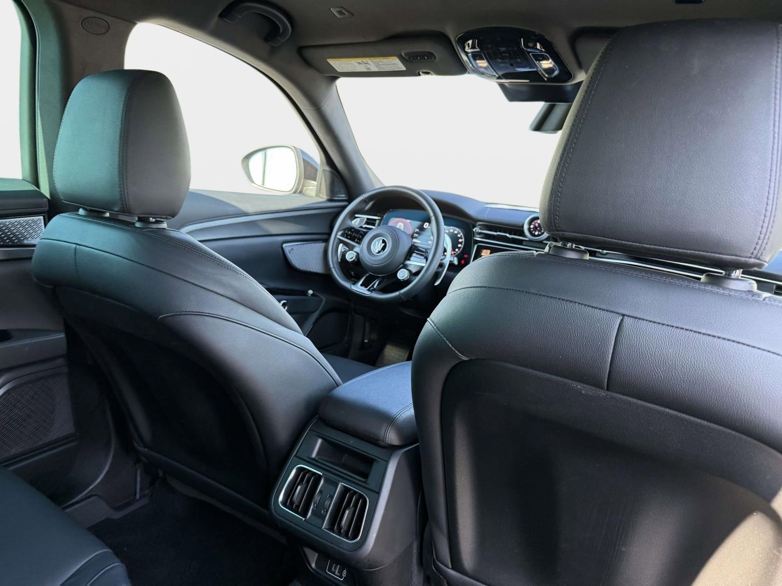 Used 2023 Maserati Grecale GT image 32