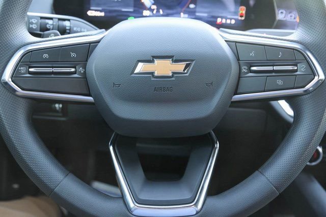 New 2026 Chevrolet Equinox EV LT image 18