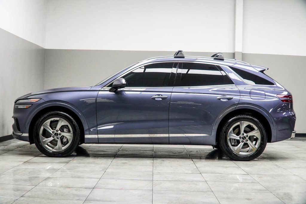 Used 2026 Genesis GV70 2.5T Select image 10