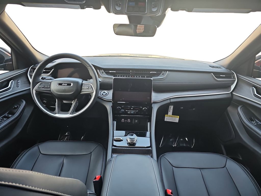 New 2025 Jeep Grand Cherokee Limited w/ Trailer Tow Package image 9