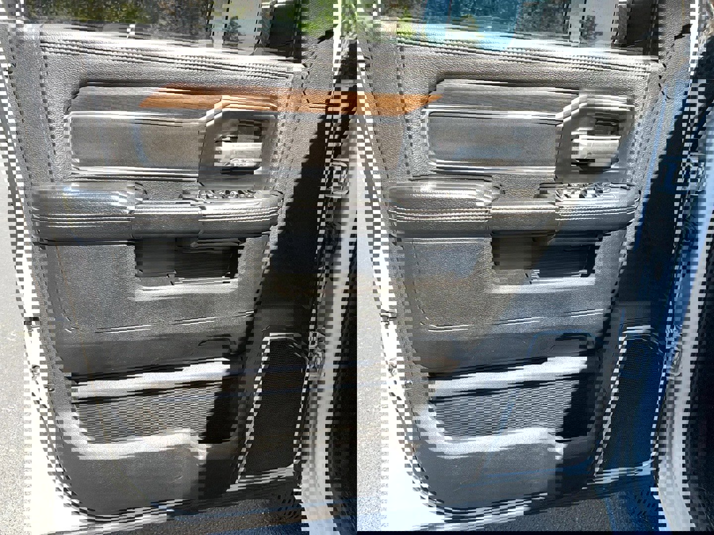 Used 2022 RAM 3500 Laramie w/ Protection Group image 15