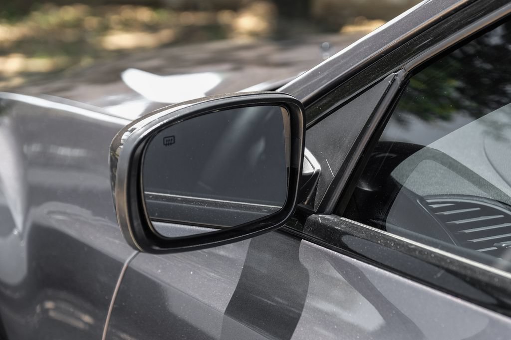 Used 2019 Chrysler 300 S RWD image 54