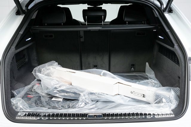 New 2026 Audi SQ8 Premium Plus image 28