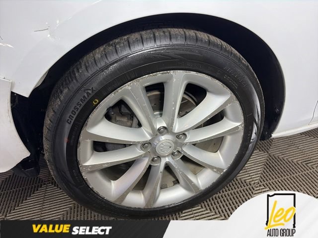 Used 2013 Buick Verano Leather FWD image 5