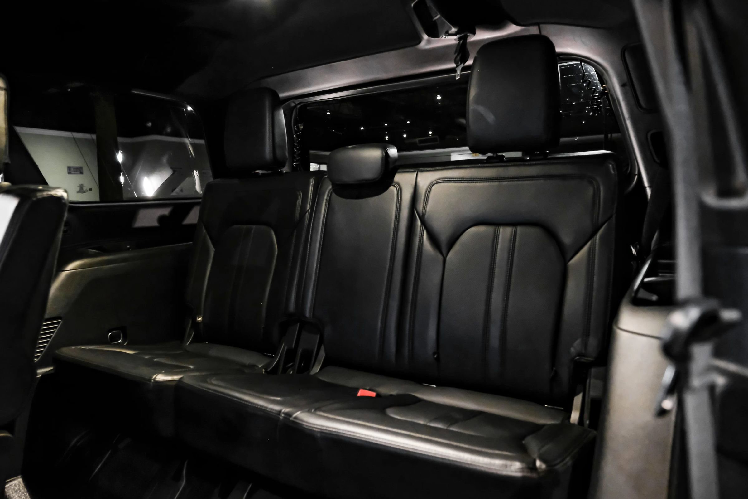 Used 2021 Ford Expedition Limited RWD image 33