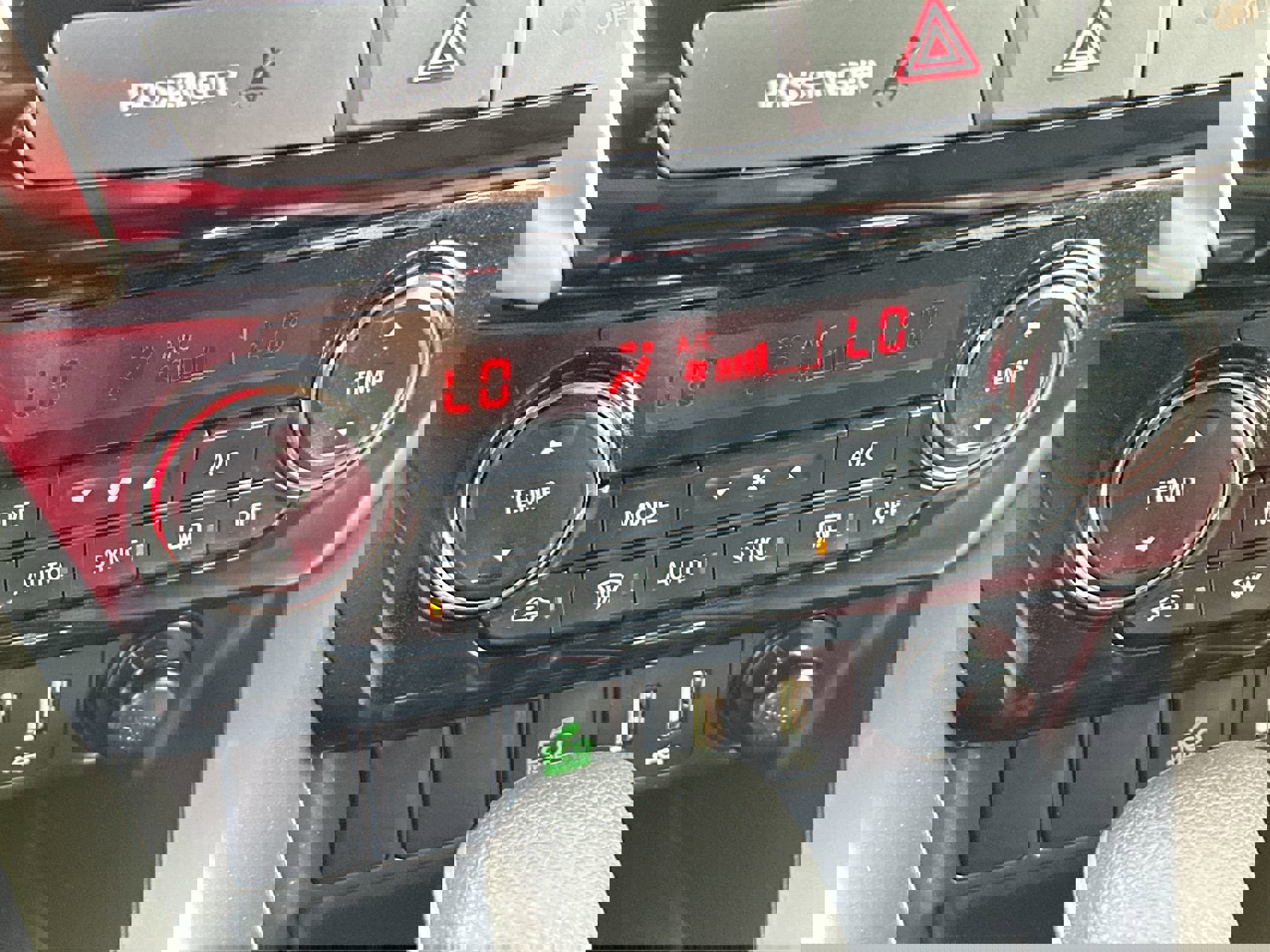 Used 2024 Mitsubishi Eclipse Cross SE image 19