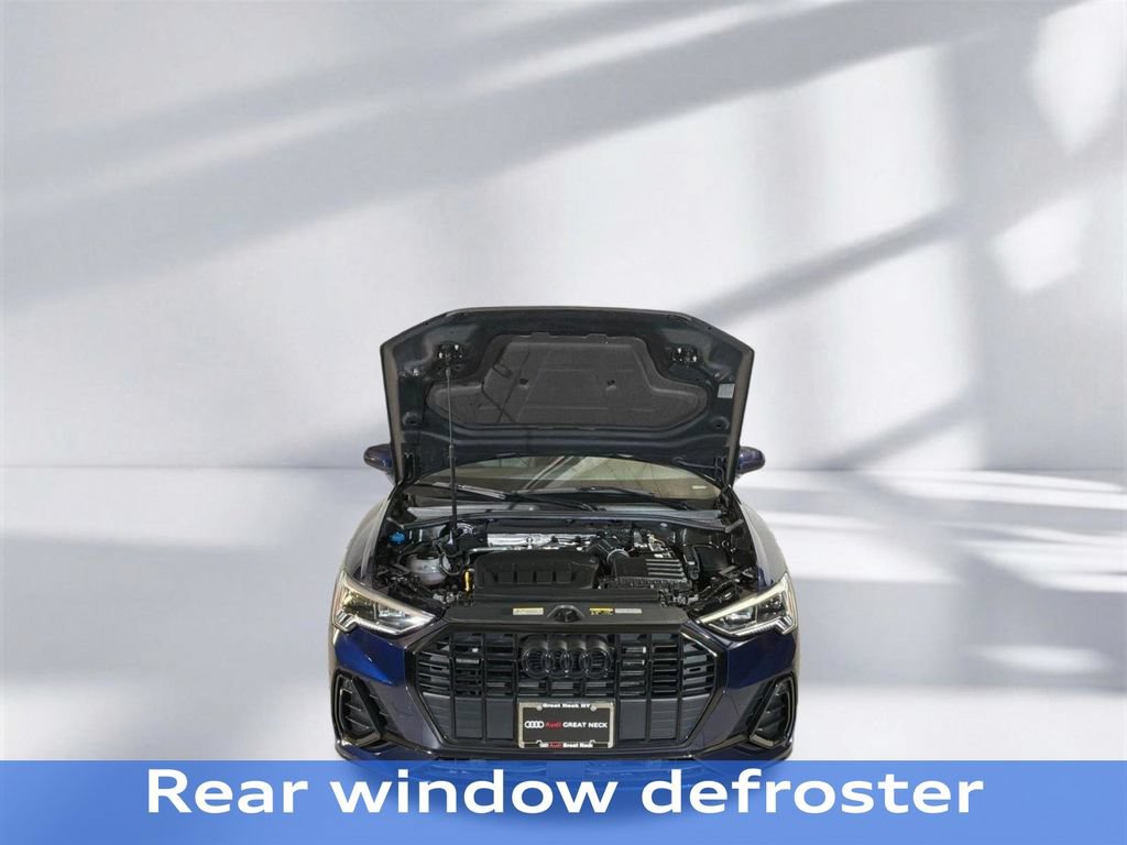 Used 2023 Audi Q3 2.0T Premium w/ Black Optic Sport Package AWD/4WD image 17