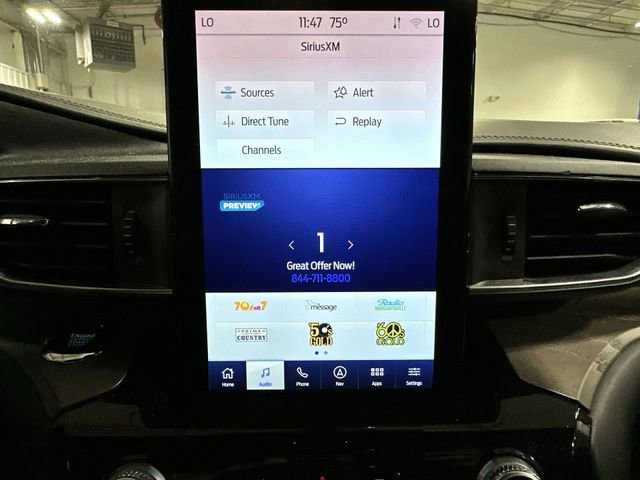 Used 2022 Ford Explorer Platinum w/ Equipment Group 601A AWD/4WD image 16