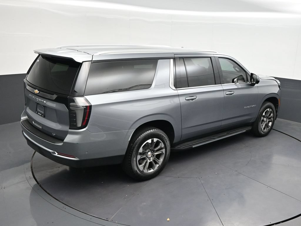 Used 2025 Chevrolet Suburban LT w/ Comfort Package RWD image 21
