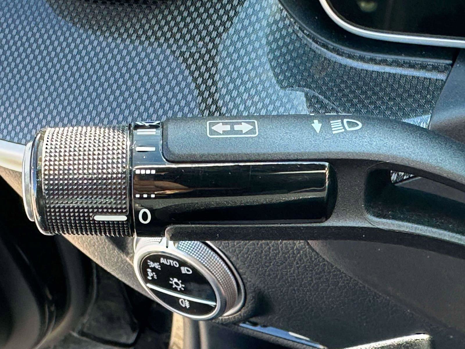 Used 2022 Mercedes-Benz C 300 4MATIC Sedan image 24