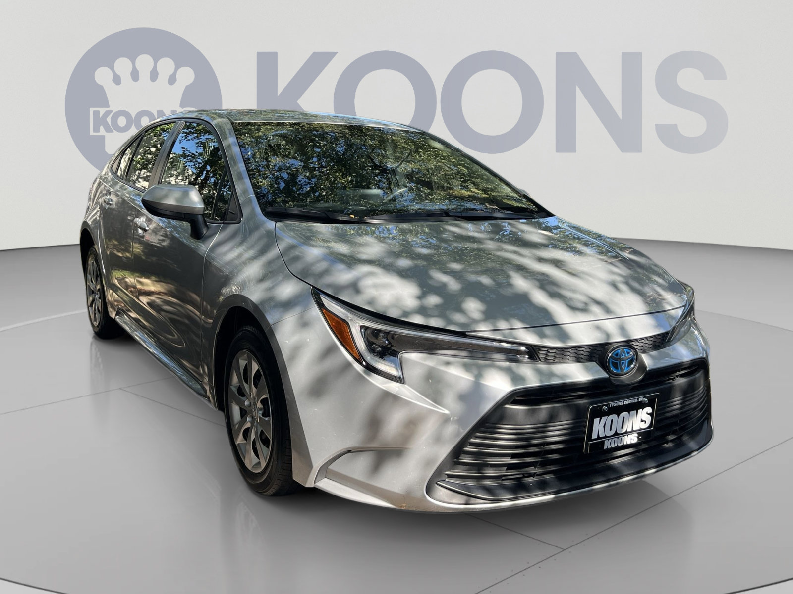 Used 2025 Toyota Corolla LE FWD image 8