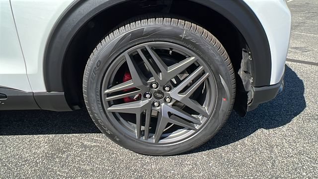 New 2026 Ford Explorer ST AWD/4WD image 10