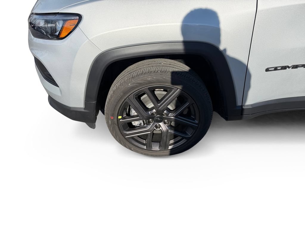 New 2026 Jeep Compass Latitude AWD/4WD image 14