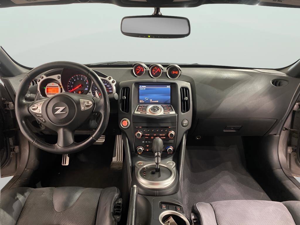 Used 2009 Nissan 370Z Touring w/ Aerodynamics Pkg image 12