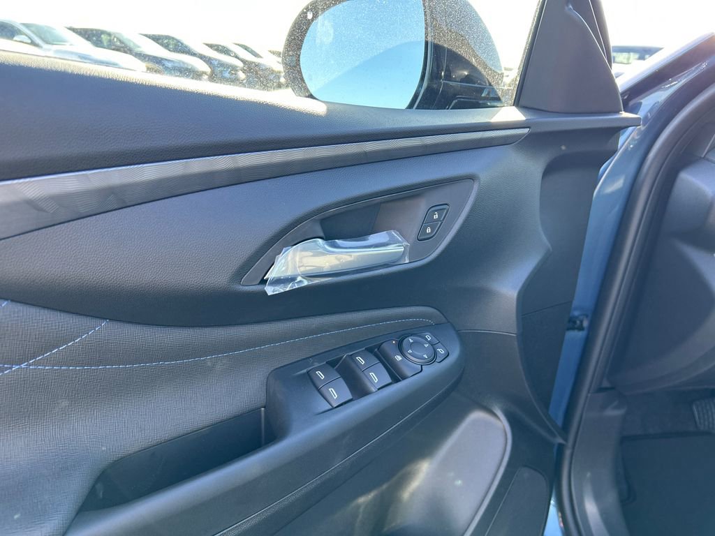 New 2026 Buick Envista Sport Touring FWD image 16
