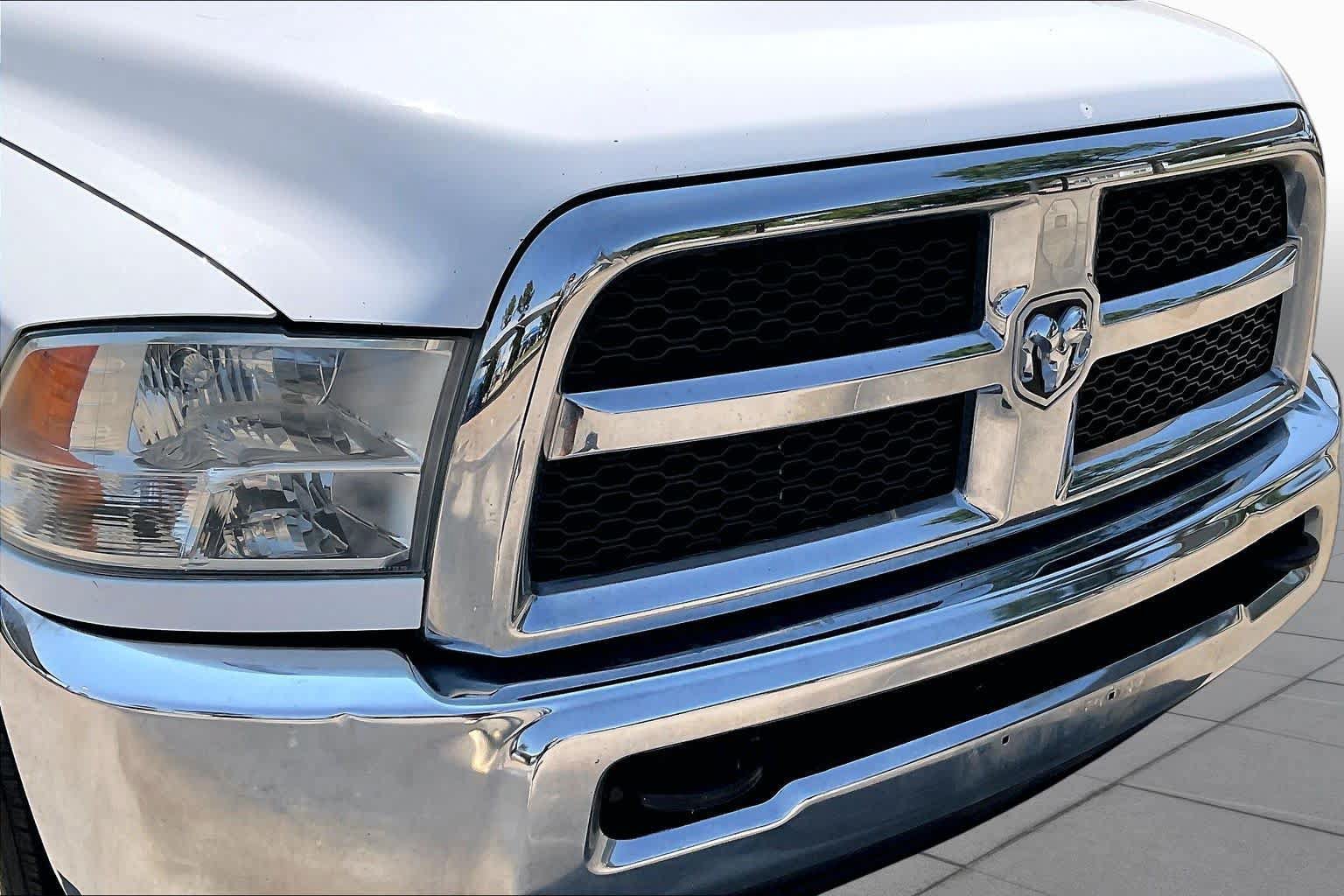 Used 2014 RAM 2500 Tradesman w/ Chrome Appearance Group AWD/4WD image 28