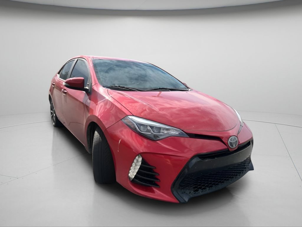 Used 2017 Toyota Corolla SE w/ SE Premium Package FWD image 2