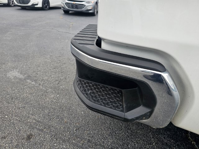 Used 2025 GMC Sierra 1500 SLT AWD/4WD image 9