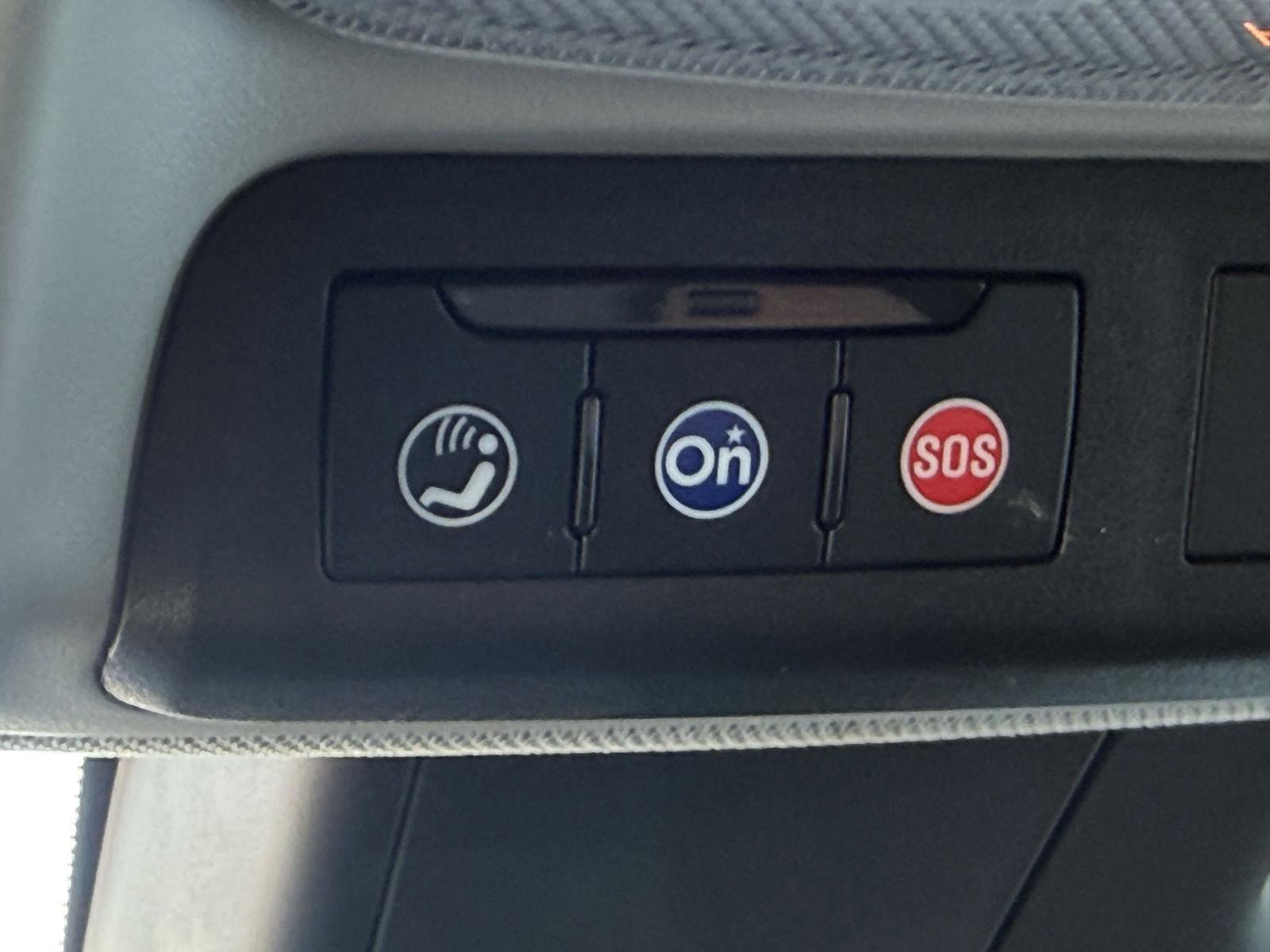 Used 2022 Buick Encore GX Select image 16