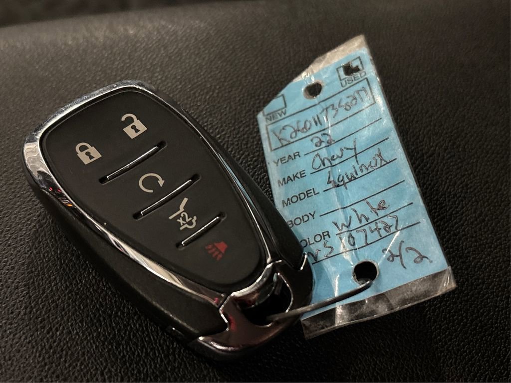 Used 2022 Chevrolet Equinox LT image 39