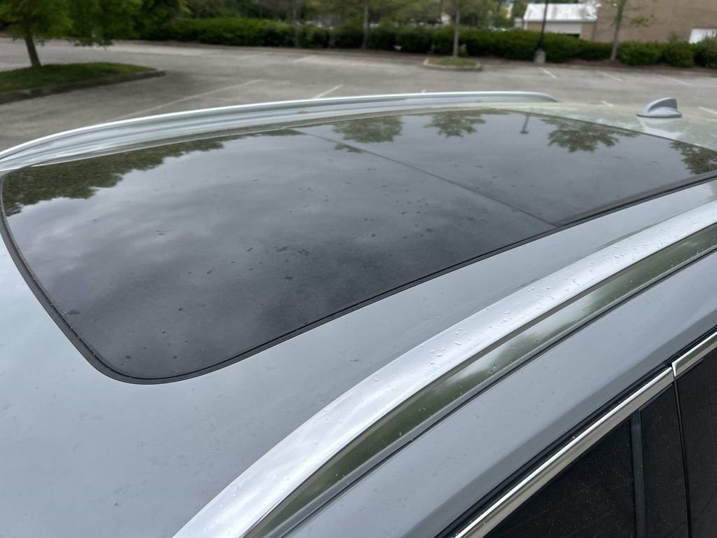 Used 2025 Volvo XC90 B6 Plus w/ Protection Package Premier image 12