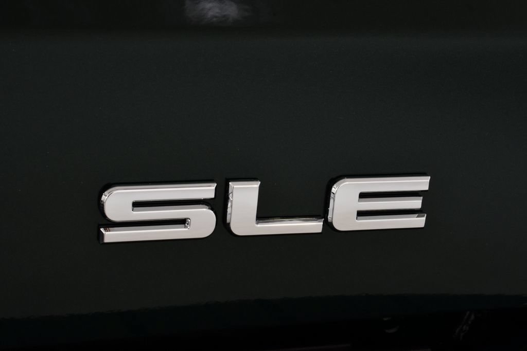 Used 2015 GMC Sierra 1500 SLE w/ SLE Value Package AWD/4WD image 23