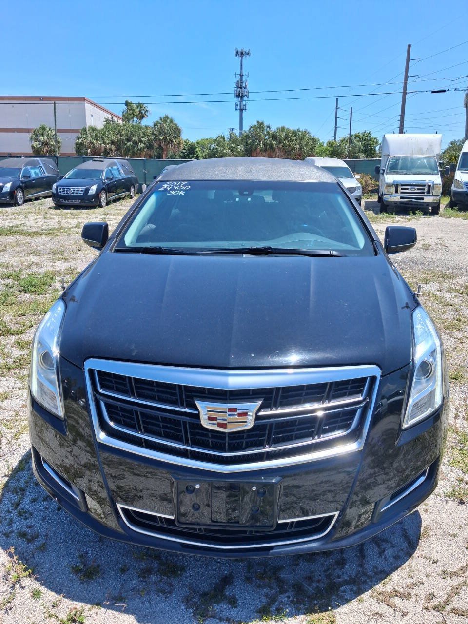 Used 2017 Cadillac XTS FWD image 3