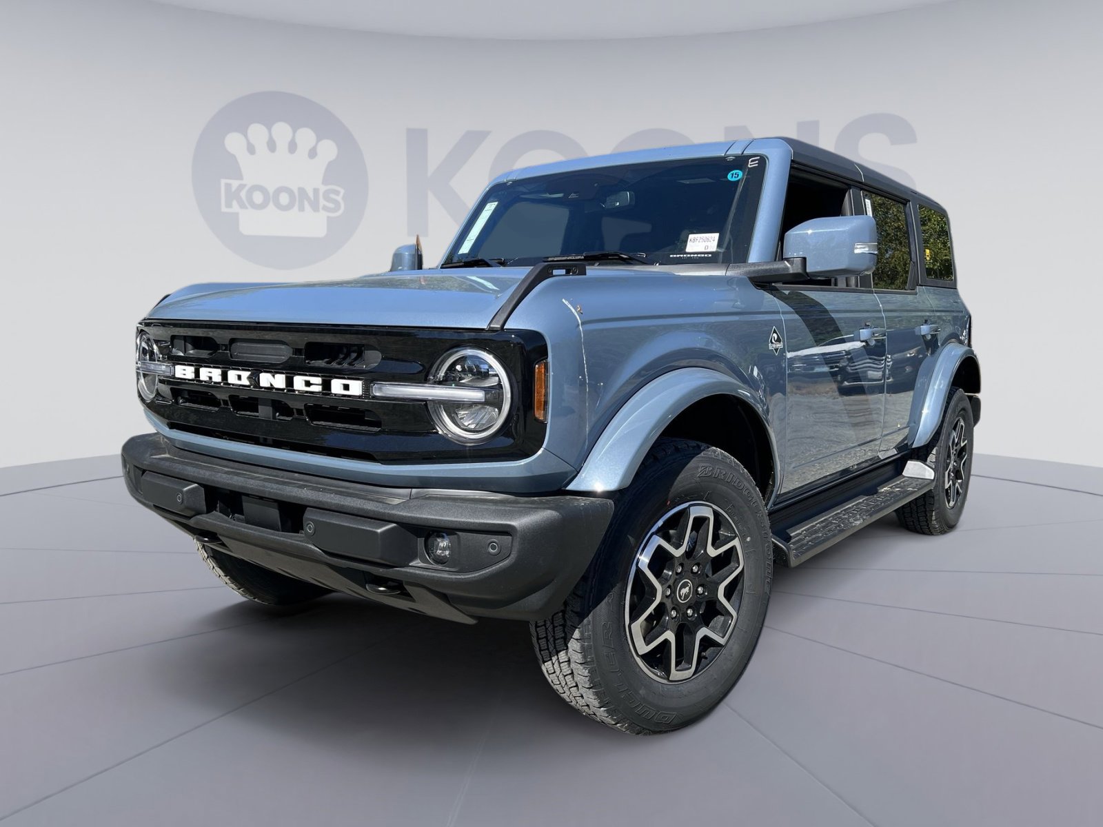 New 2025 Ford Bronco Outer Banks