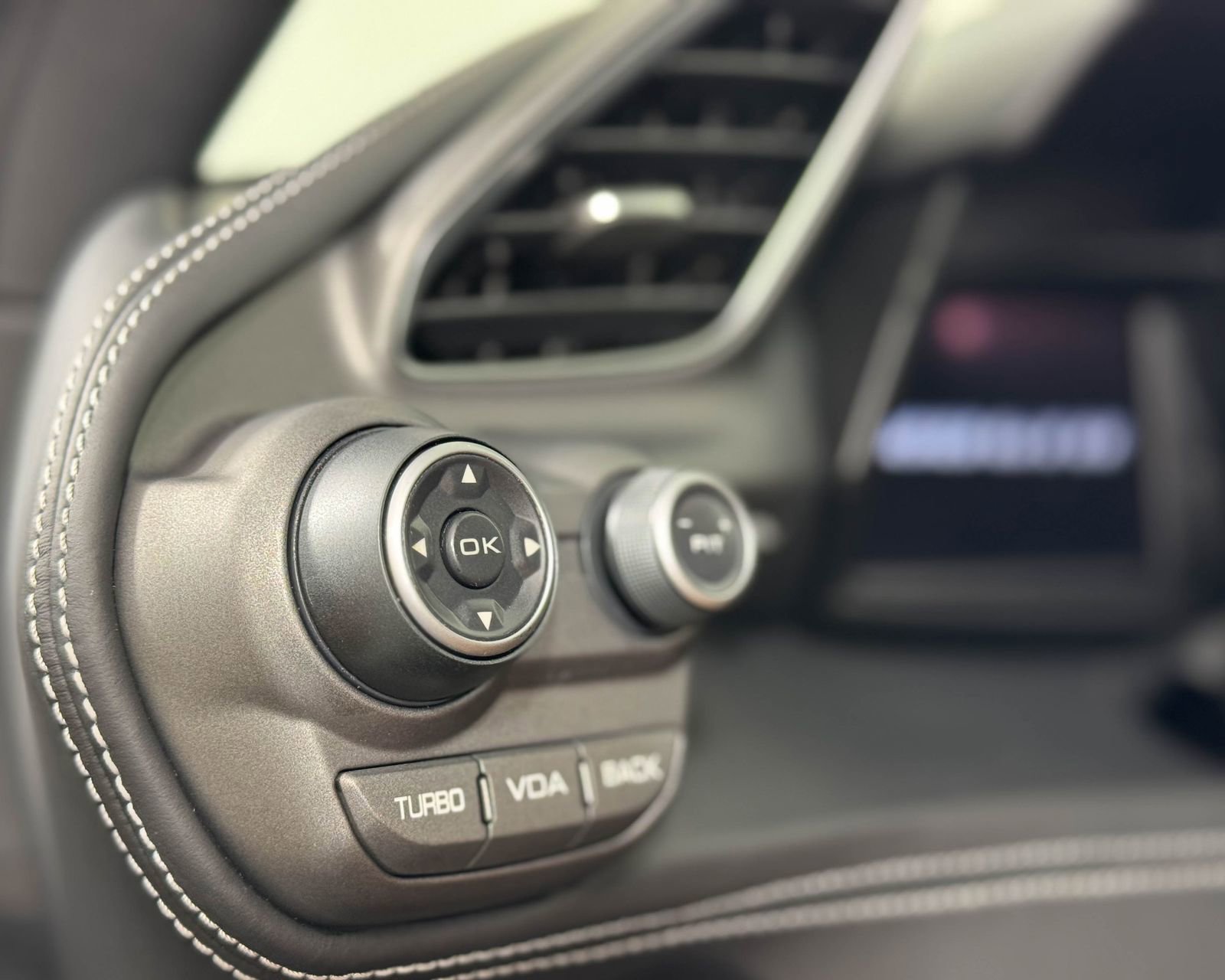 Used 2017 Ferrari 488 GTB image 11