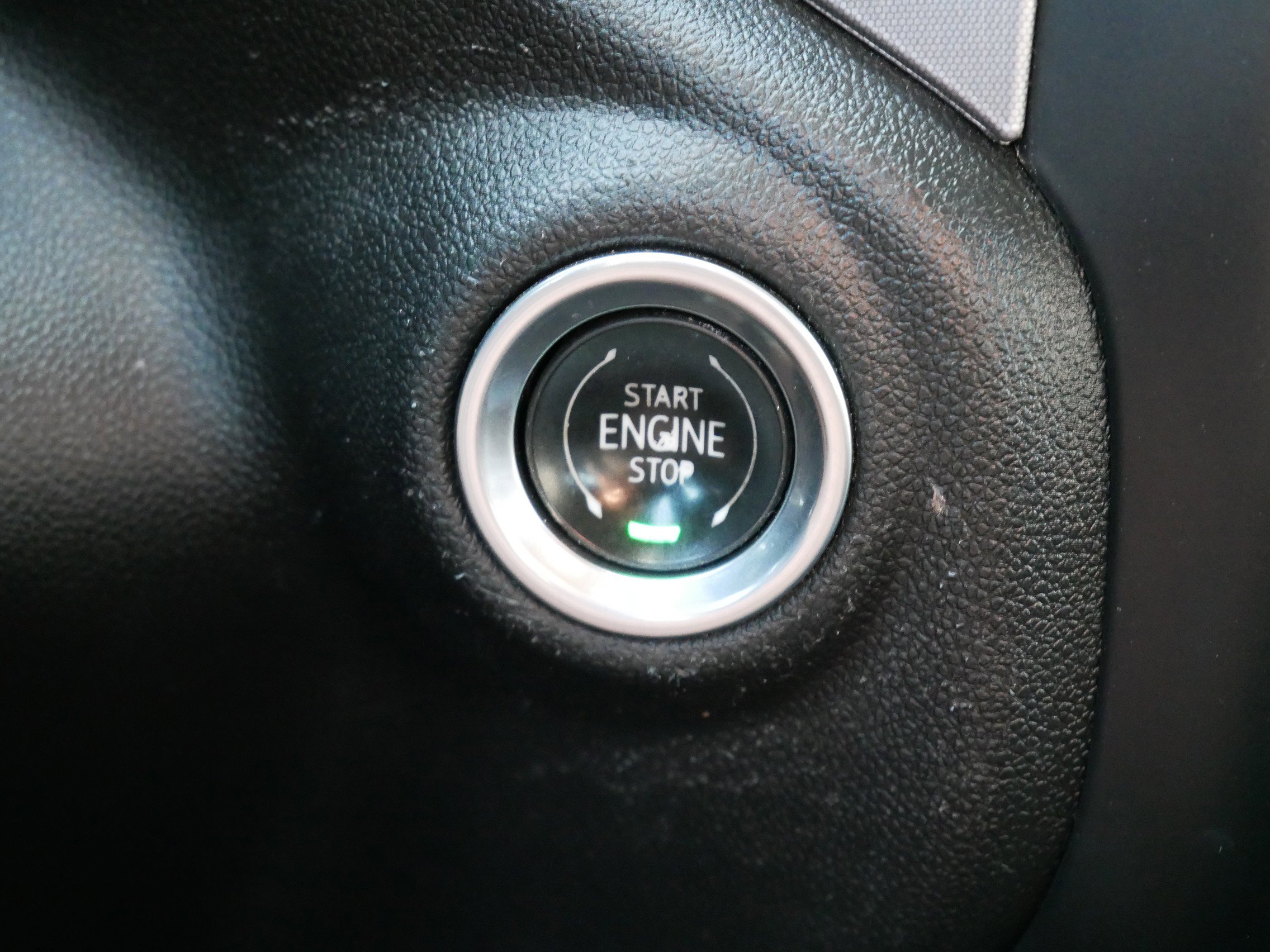 Used 2020 GMC Sierra 1500 SLE w/ SLE Value Package image 25