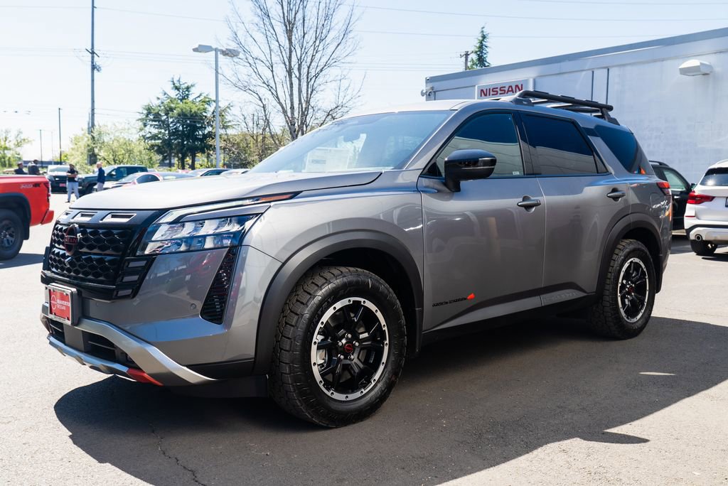 New 2026 Nissan Pathfinder Rock Creek image 3
