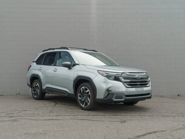 Used 2025 Subaru Forester Limited w/ Popular Package #2 AWD/4WD image 9