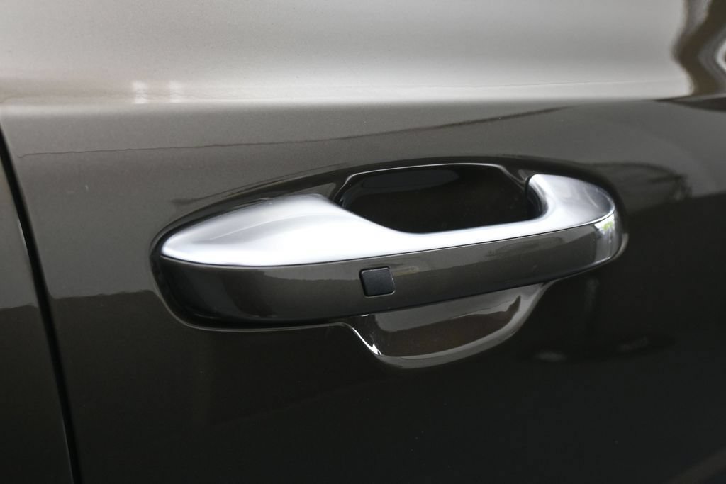 New 2024 Kia Telluride S w/ S Sunroof Package FWD image 39