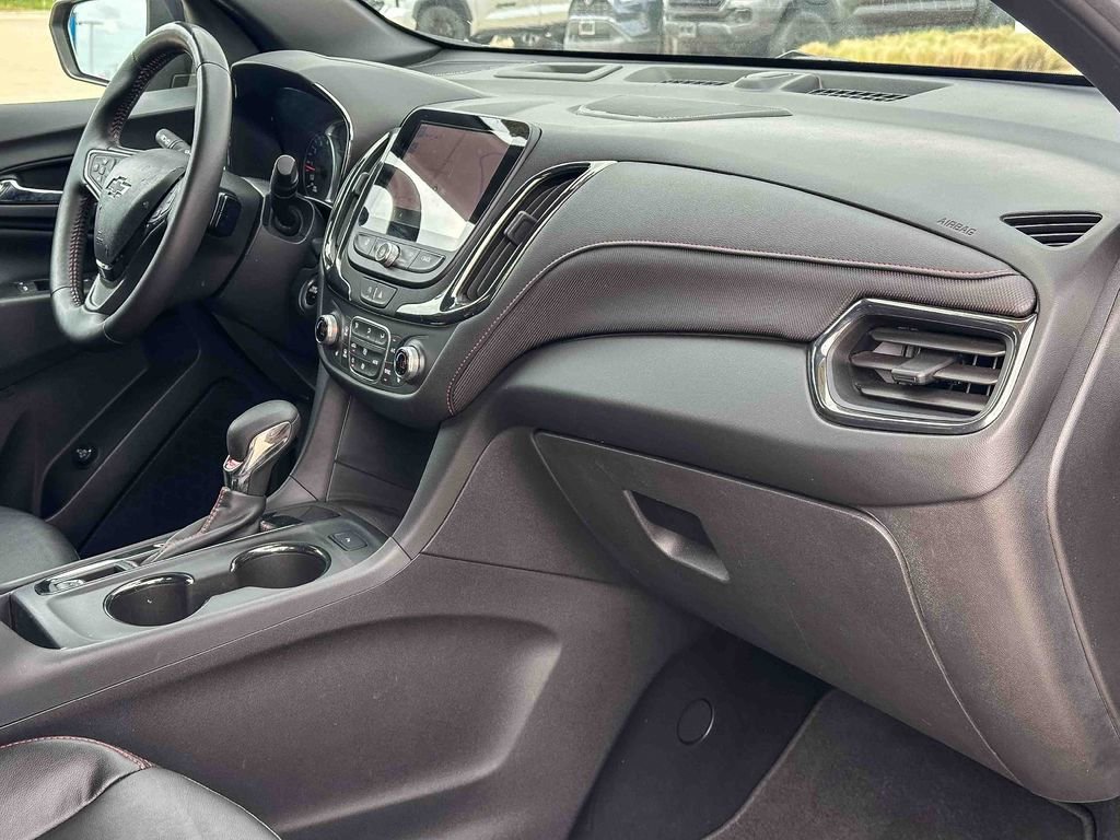 Certified 2022 Chevrolet Equinox RS w/ RS Leather Package image 21