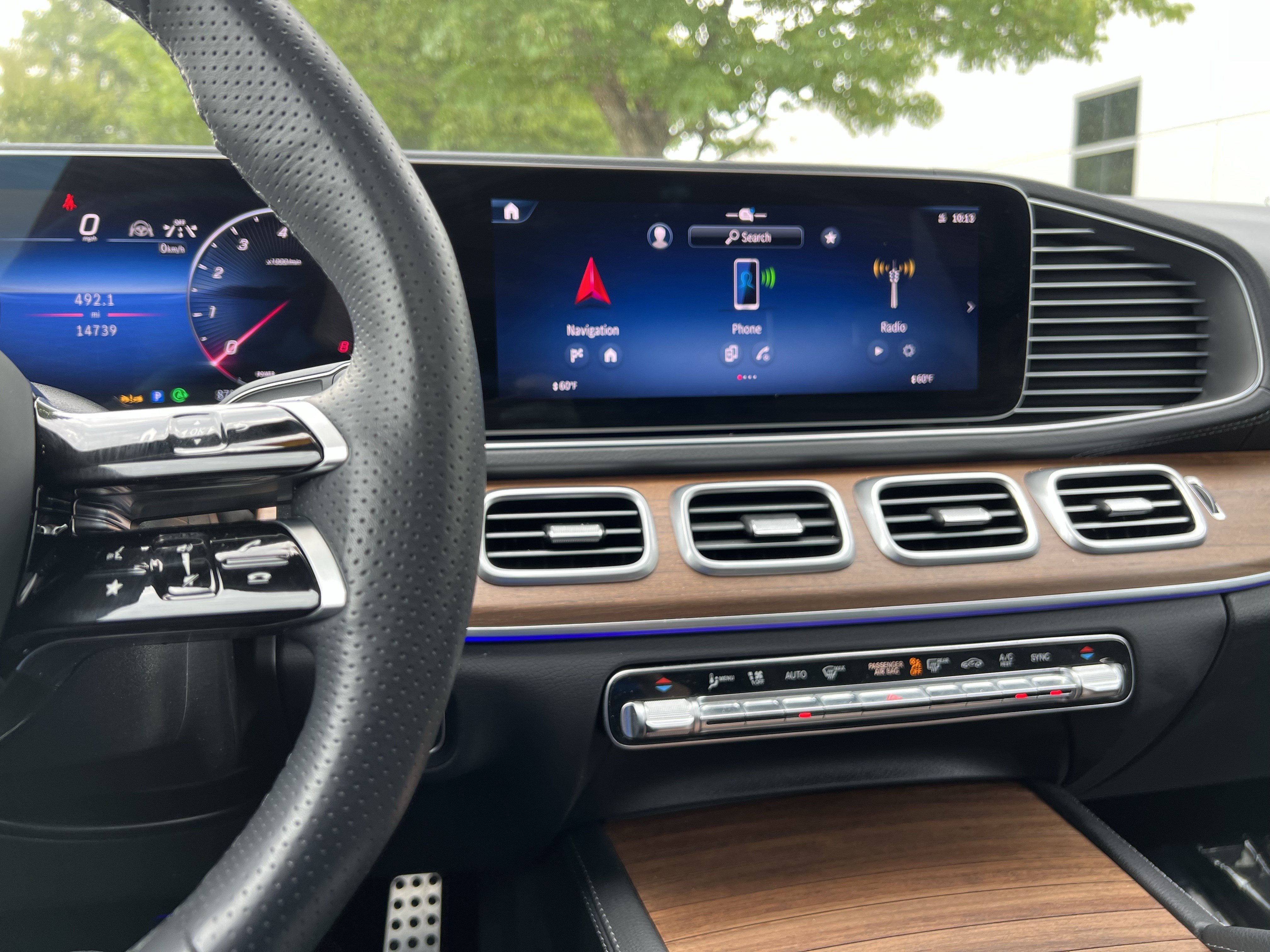 Used 2025 Mercedes-Benz GLS 450 4MATIC w/ AMG Line Exterior image 31