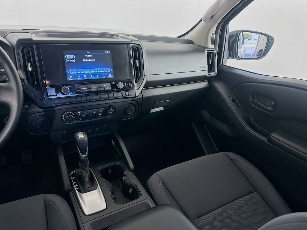 Used 2025 Nissan Frontier S image 22
