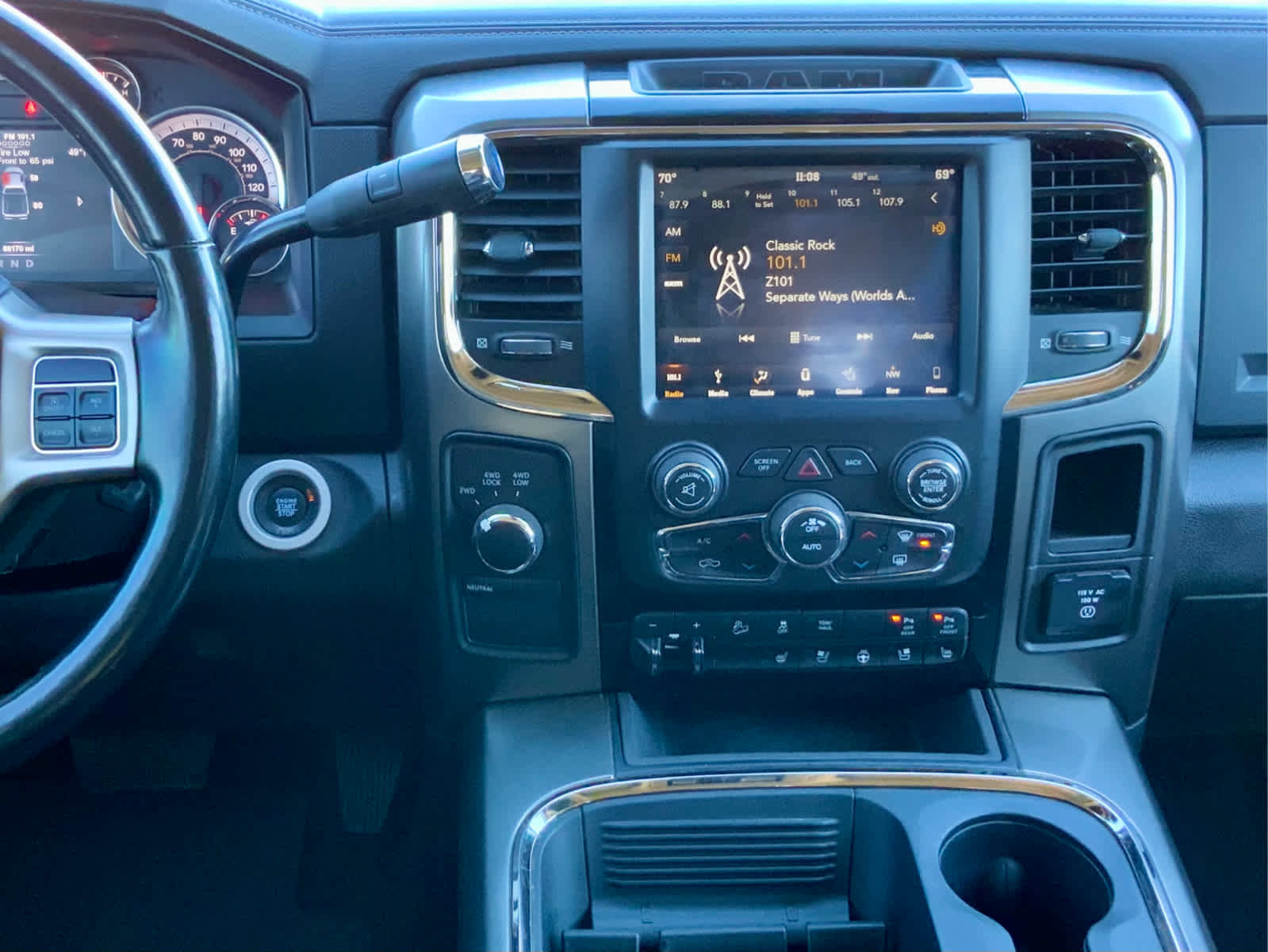 Used 2018 RAM 2500 Laramie w/ Sport Appearance Group image 39